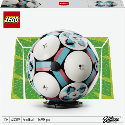 Конструктор LEGO Футбольний м'яч (43019) Конструктор LEGO Футбольний м'яч (43019)