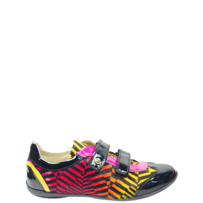 Кроссовки в Днепрі Кроссовки в Днепрі